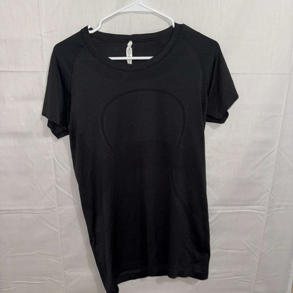 Lululemon Athletica Swiftly Tech Black Short Sleeve